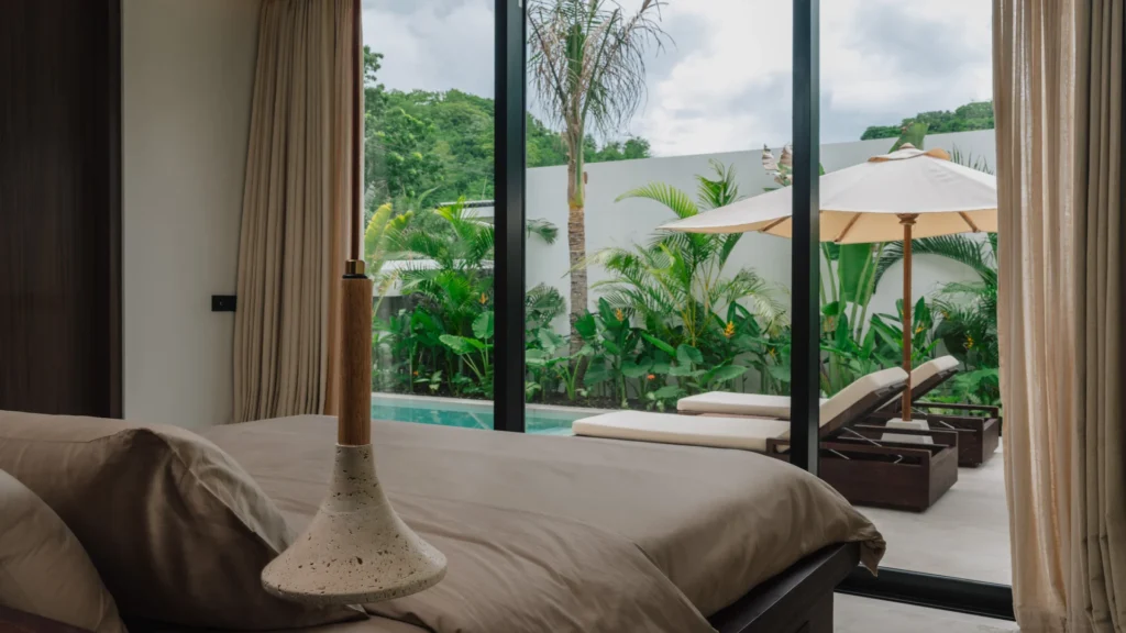 Bedrooms with pool view