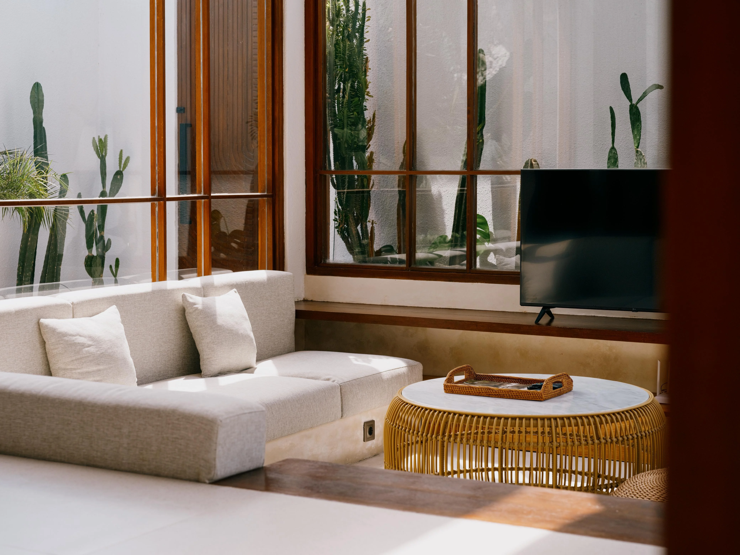 2 bedroom villa for sale in Kuta Lombok - sunken lounge