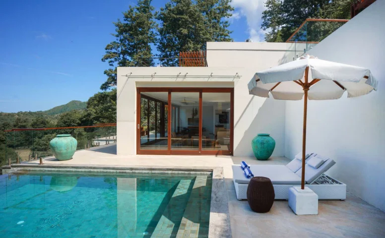 3 Bedroom Luxury Villa for Sale in Selong Belanak