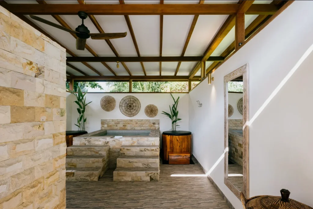 Boutique bungalow complex for sale in Selong Belanak - Sauna