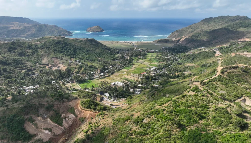 Oceanview Land for Sale in Are Guling - Surrounding Area