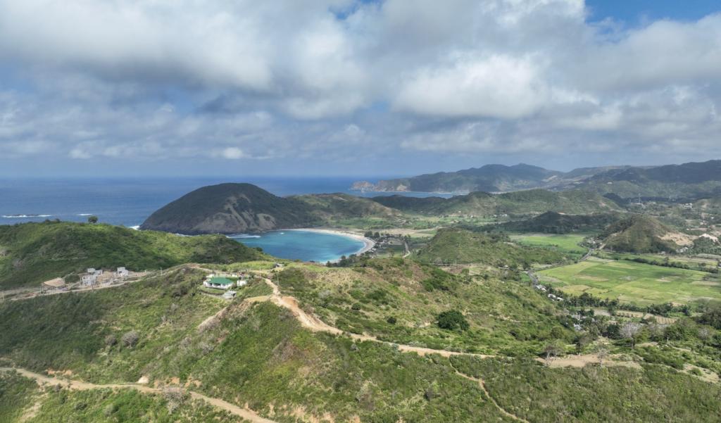 Seaview villas for sale in Are Guling