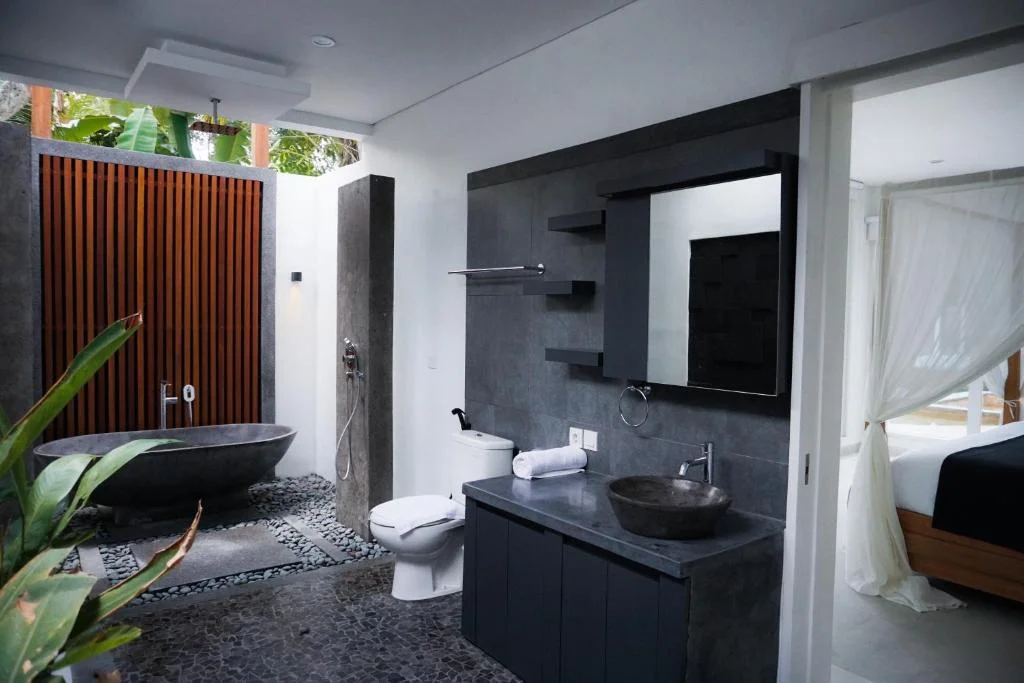 Spacious Villa for Sale in Selong Belanak, South Lombok
