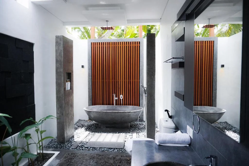 Spacious Villa for Sale in Selong Belanak, South Lombok