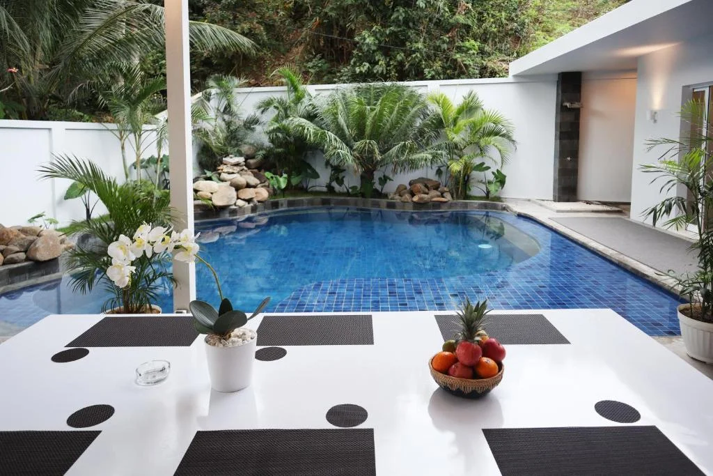 Villa for Sale in Selong Belanak