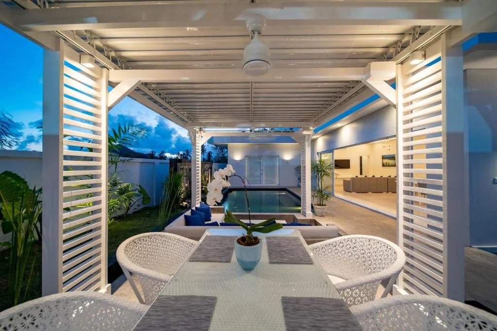 2 Bedroom Villa for Sale in Selong Belanak, South Lombok