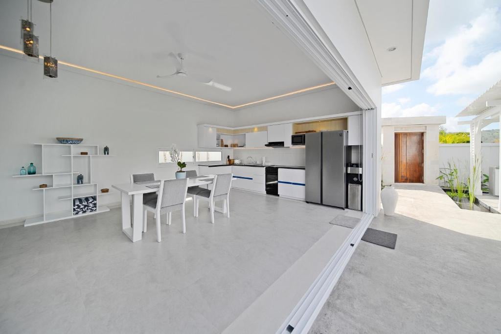 2-Bedroom Villa for Sale in Selong Belanak