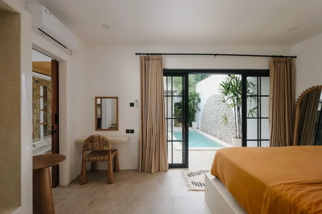 This 3-bedroom villa for sale in Central Kuta-Bedroom acces to the pool